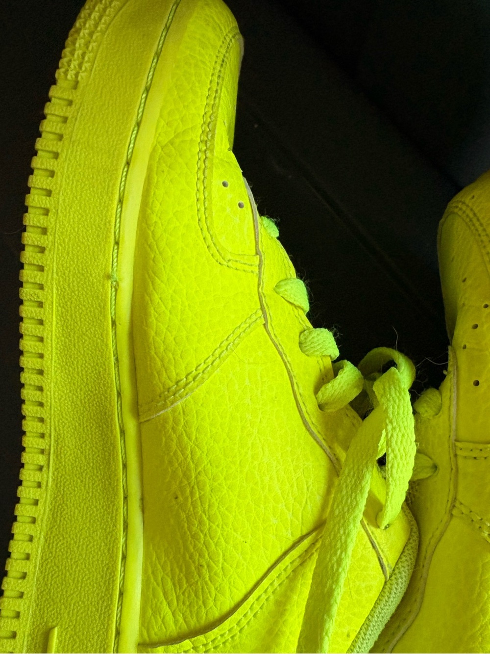 Neon yellow Air Force kids 6.5Y - Picture 6 of 15